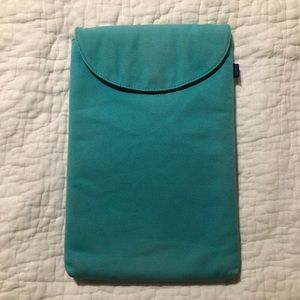 Baggu Computer Case